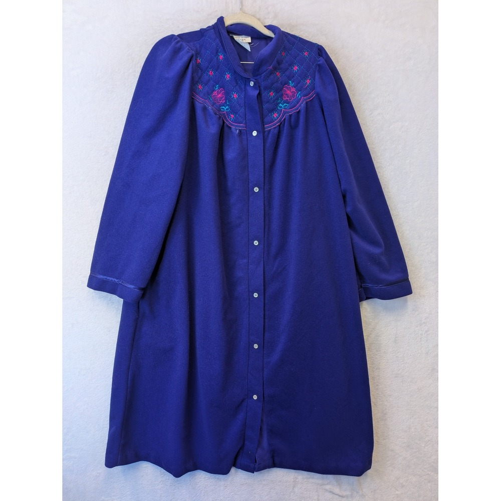 Amanda Stewart‎ Intimates Sears Size L Purple Quilted Robe Floral Embroidered